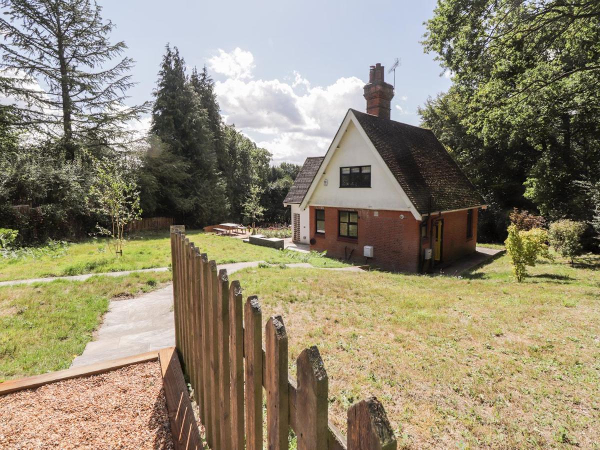 Baldwins Hill Cottage Loughton  Exteriör bild